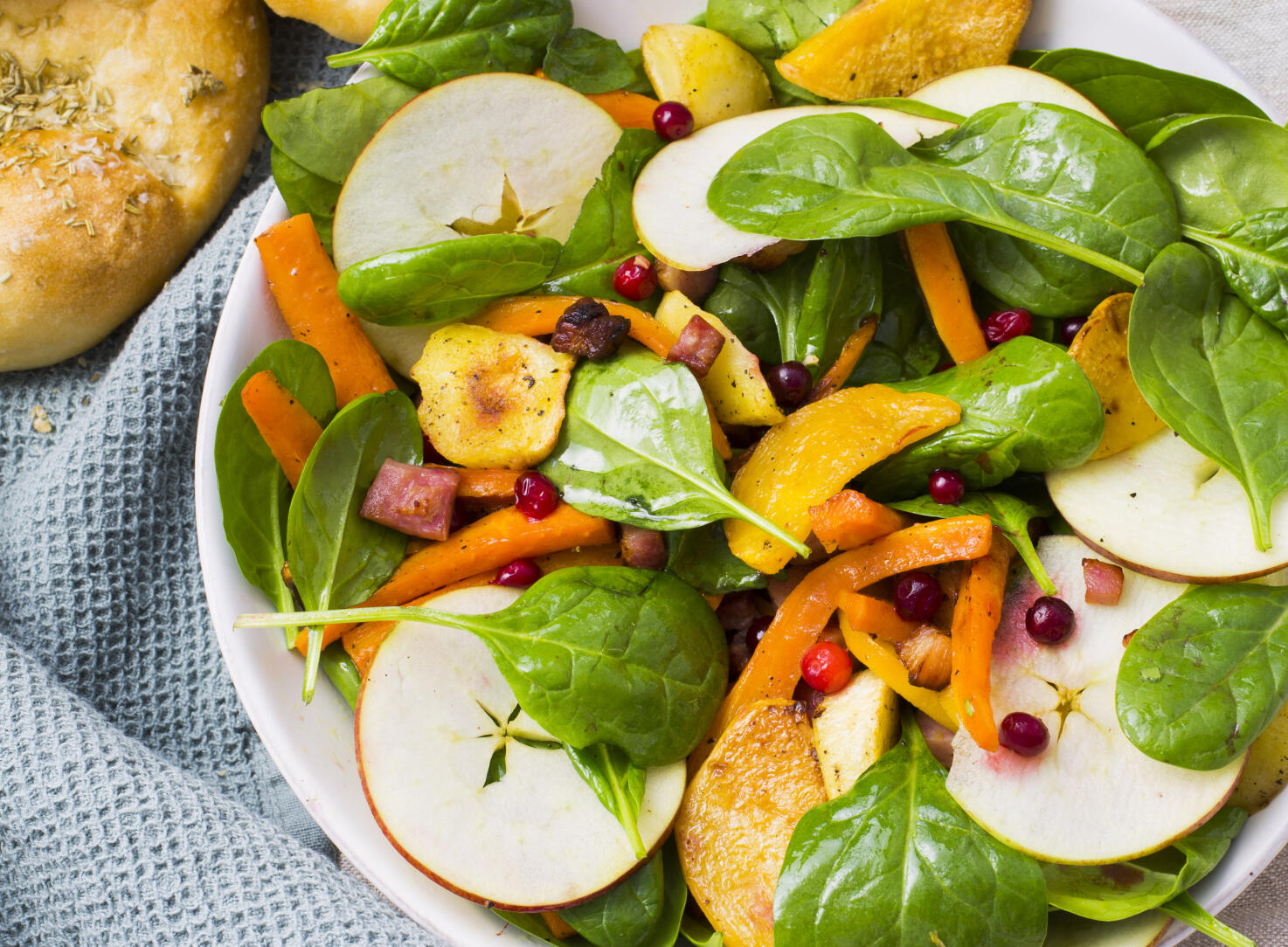 Ljummen sallad med rökt sidfläsk