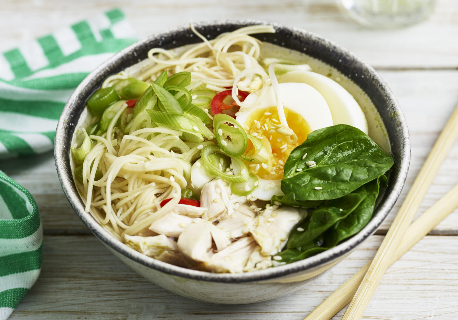 Ramensoppa med salladslök