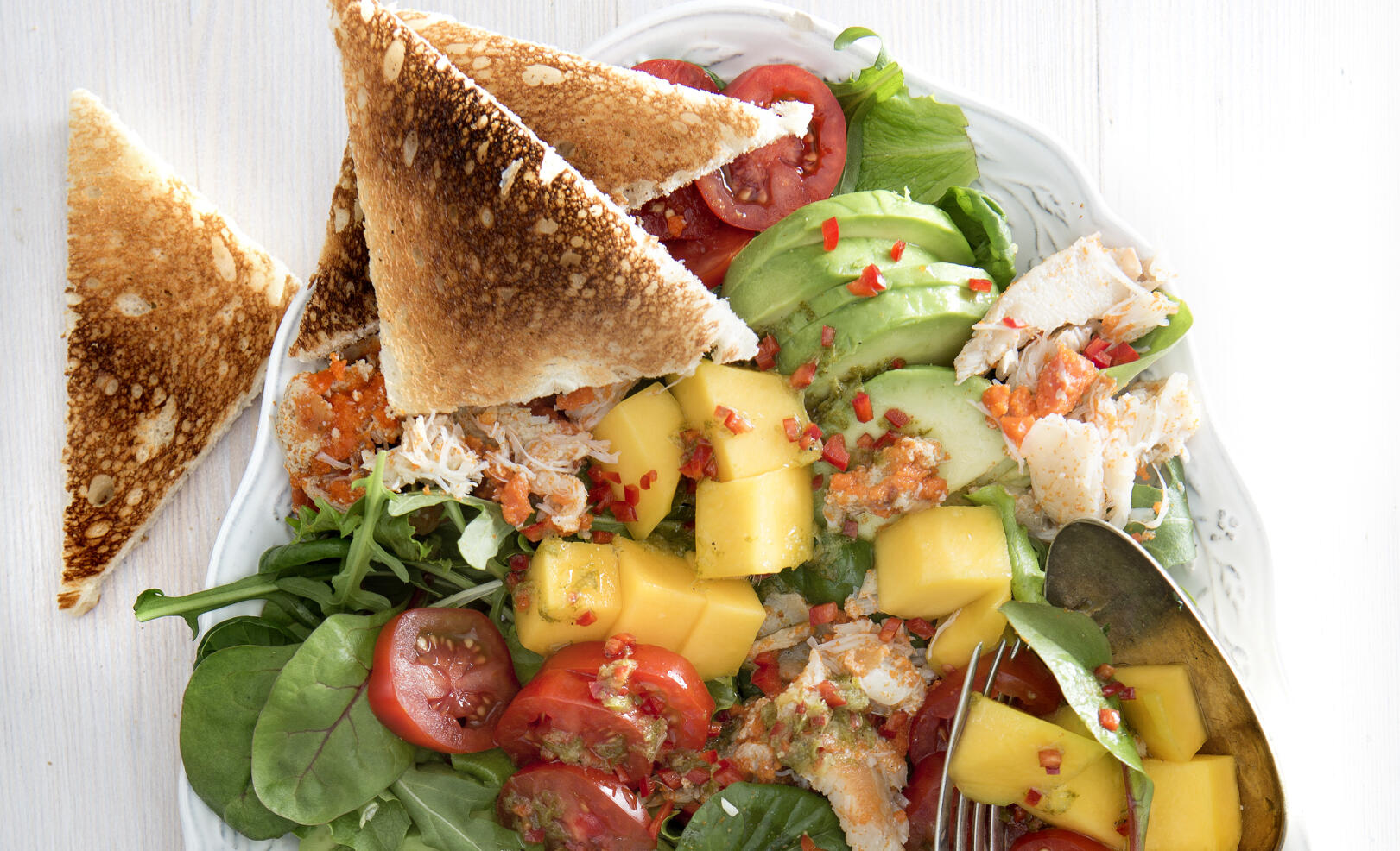 Krabbsallad med mango