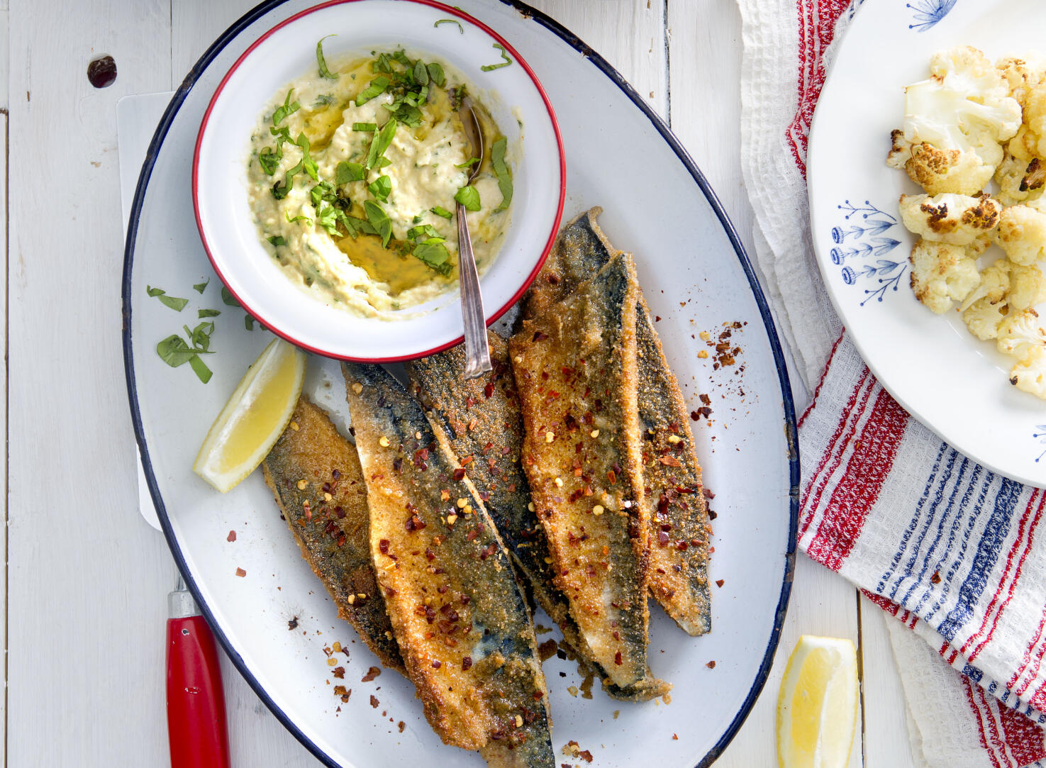 Panerad makrill med bönröra
