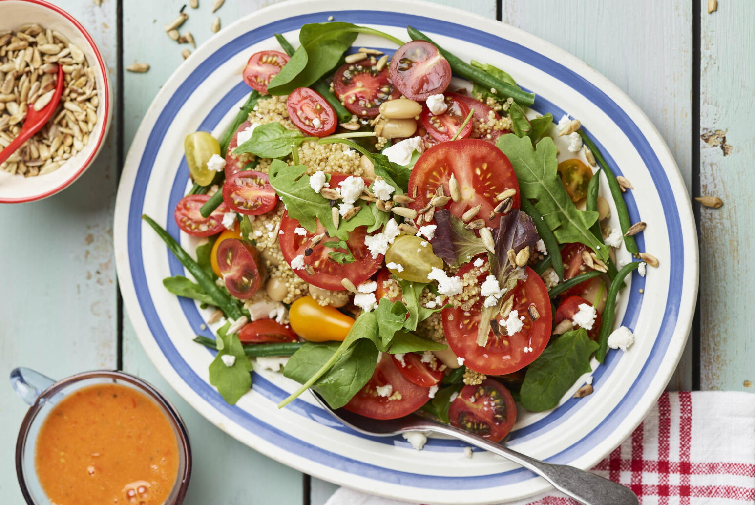 Tomatsallad med quinoa