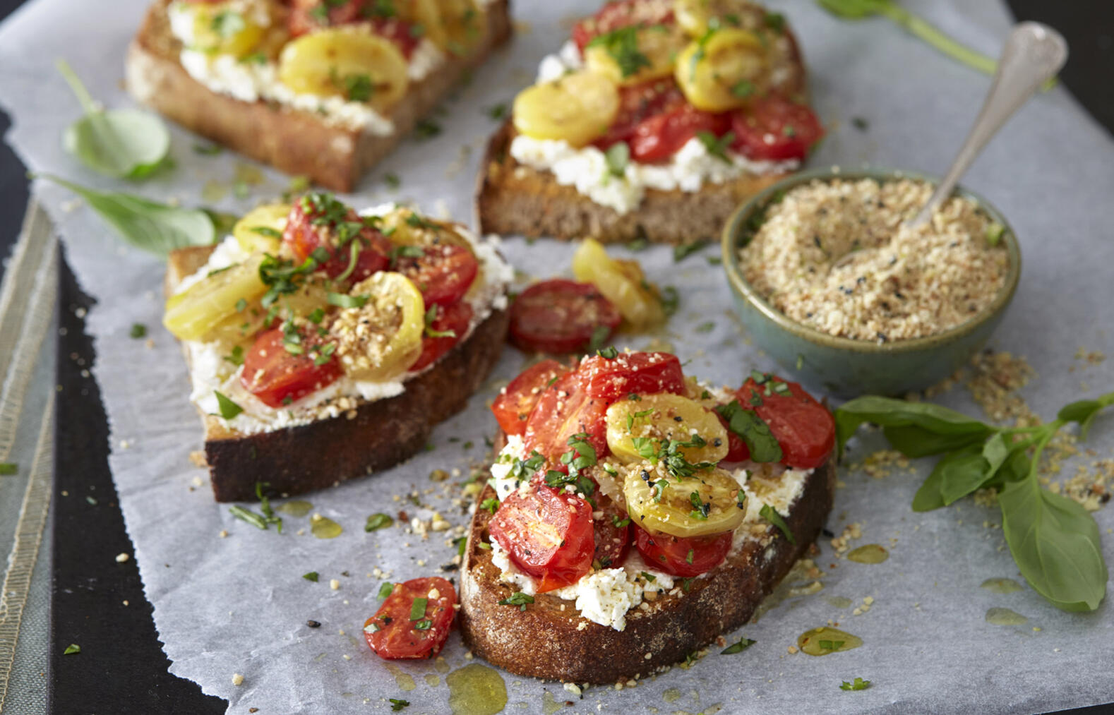Tomattoast med dukkah