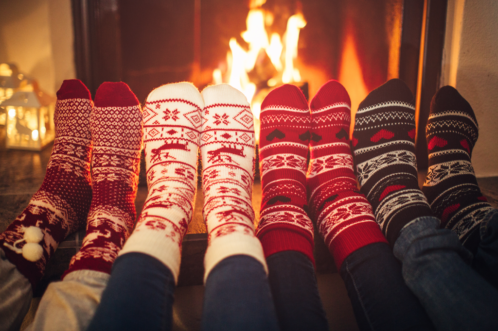 Slå dig ner framför brasan och utmana vännerna i denna decemberquiz! //Foto: iStock