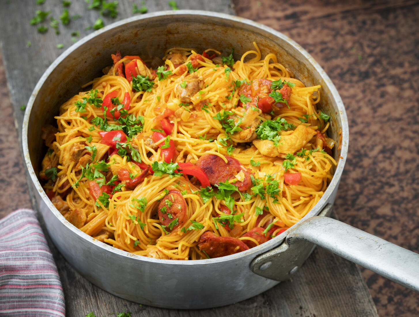 Fideuà med chorizo