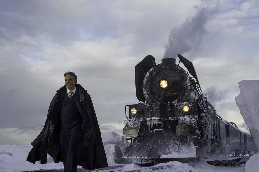 Mord på tåg har varit tema för flera böcker och filmer. Här filmen Mordet på Orient­expressen baserad på Agatha Christies kända tågdeckare, med Kenneth Branagh som Hercule Poirot. Foto: Twentieth Century Fox