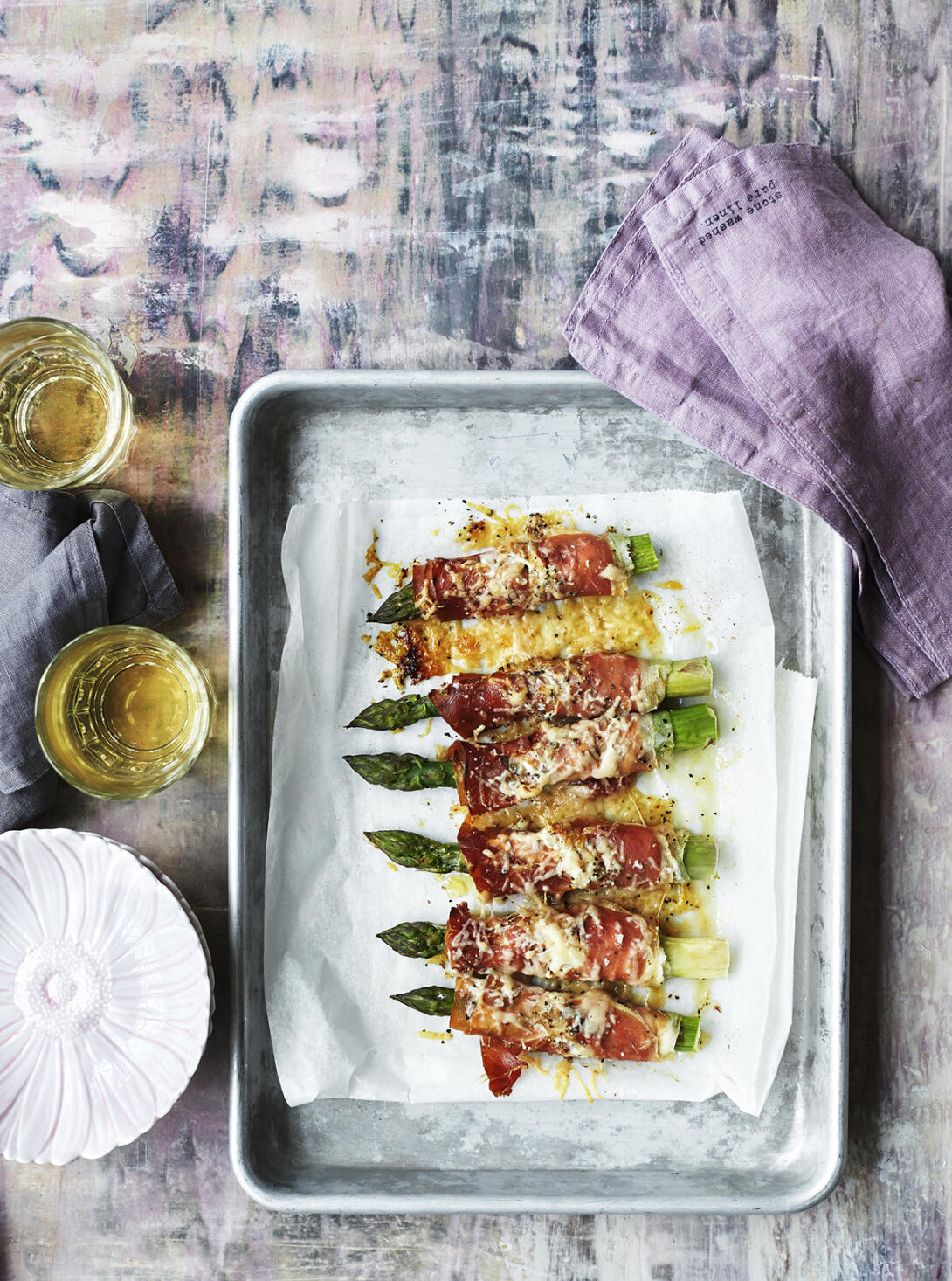 Parmalindad sparris med ricotta