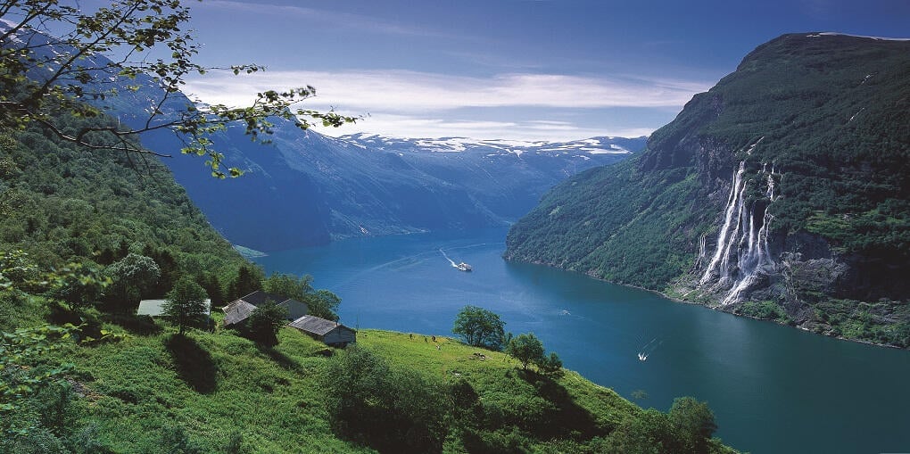 Juvelen i kronan av norska fjordar - Geirangerfjorden. Foto: Per Eide