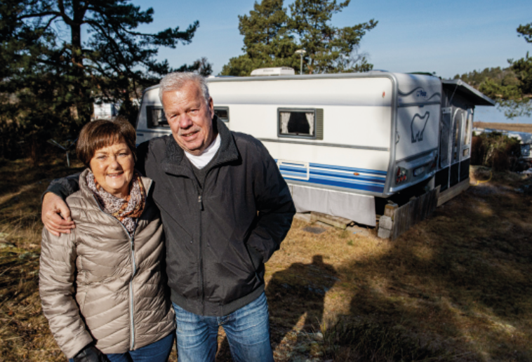 Ann-Cathrine och Uffe bor i sin husvagn från mars till oktober. – Vi älskar att bo så nära naturen och havet.