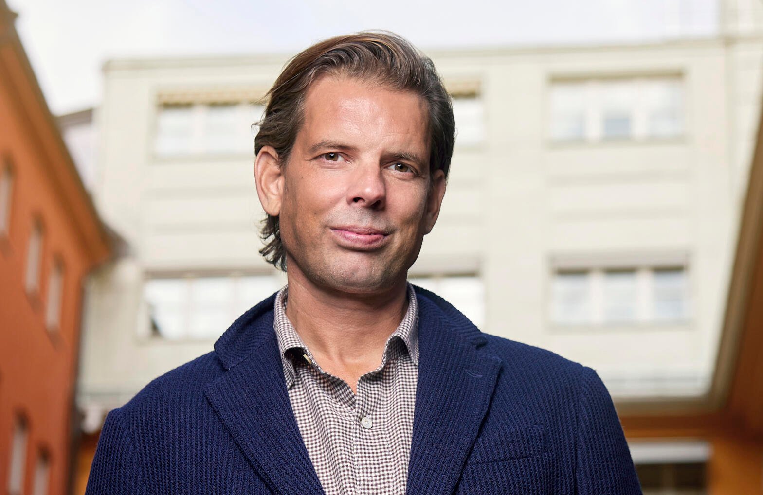 Alex Schulman: ”Jag är en ful ankunge i branschen”