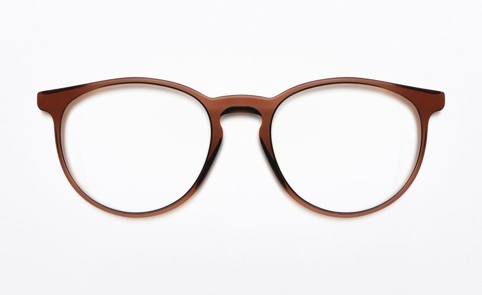 Så väljer du rätt glasögon – optikernas bästa tips