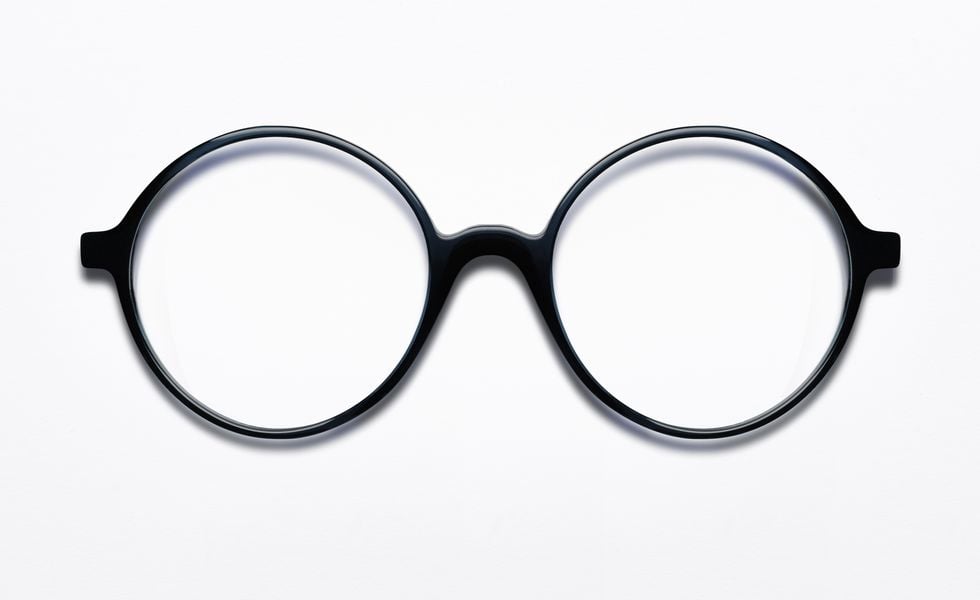 Så väljer du rätt glasögon – optikernas bästa tips