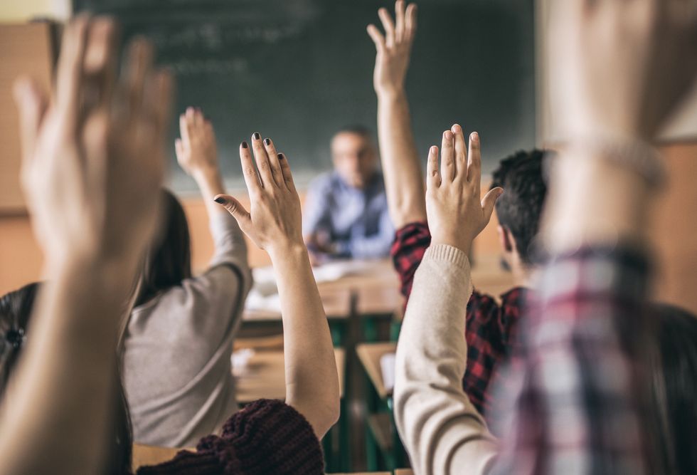 Forskare: Därför borde vi införa sovmorgon i skolan