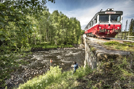 Favorit i repris! Storslagna vyer vid Höga kusten och Inlandsbanan