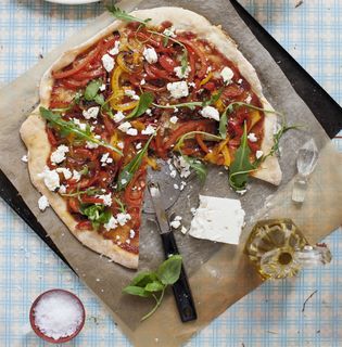 Baka pizza - 7 favoritrecept för alla smaker!