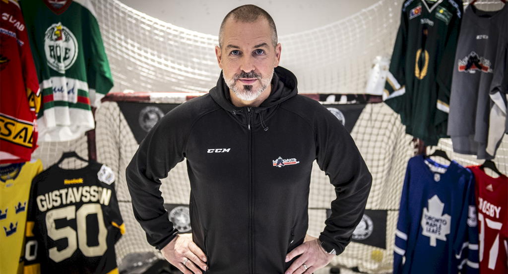 Erik Granqvist, före detta hockeymålvakt och expertkommentator på Viaplay