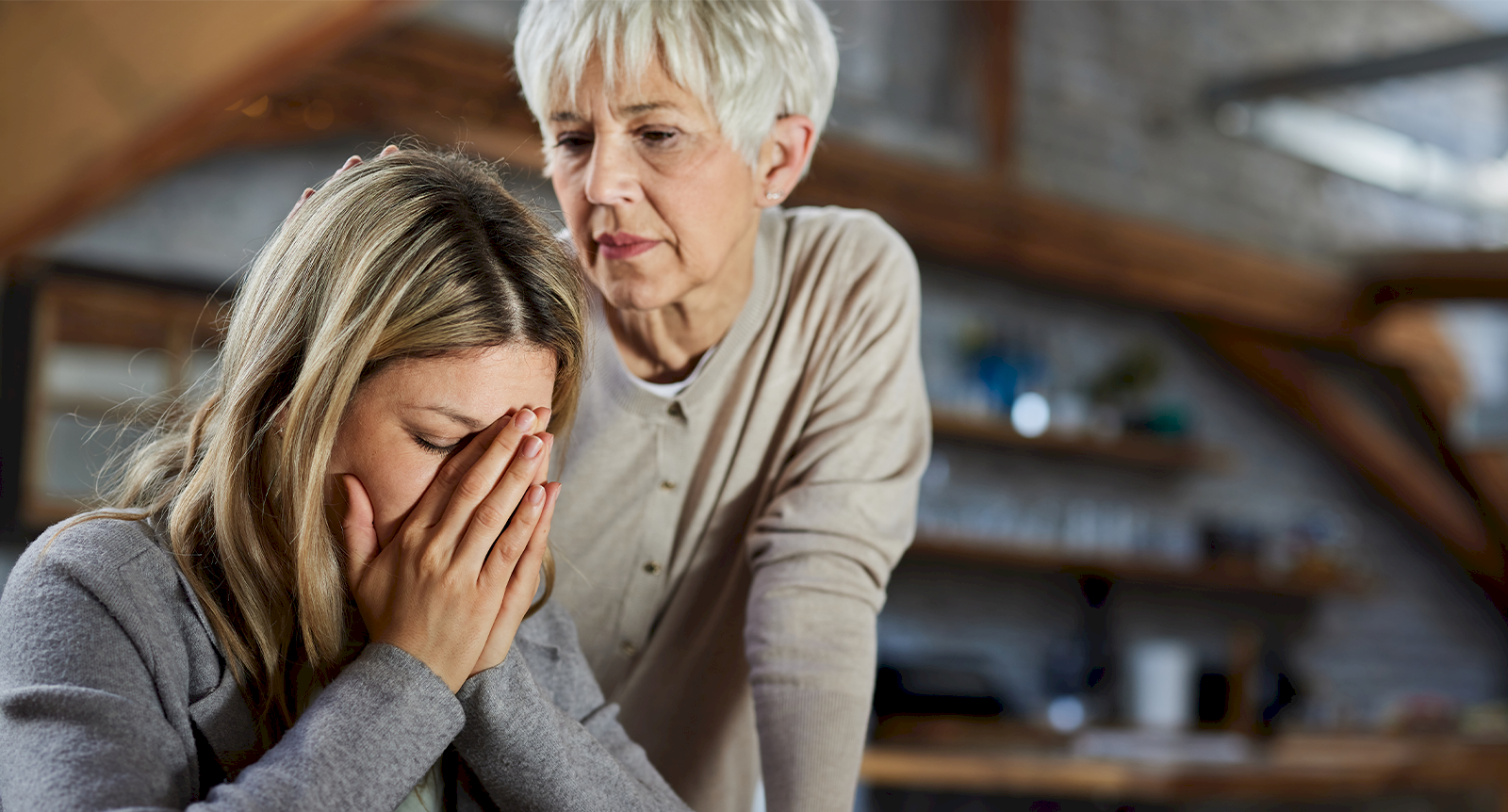 Lotta bröt kontakten: ”Min mamma såg alltid fel hos mig”