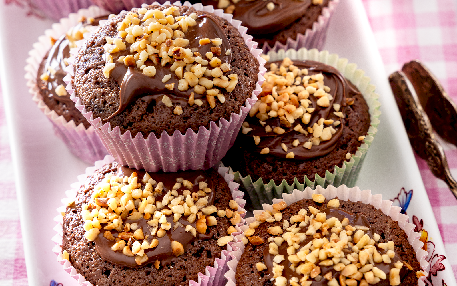 Chokladmuffins med nötkräm