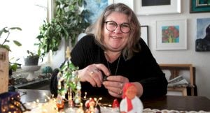 Margareta, 66, firar jul ensam: “Utan barn känns det inte lika viktigt”