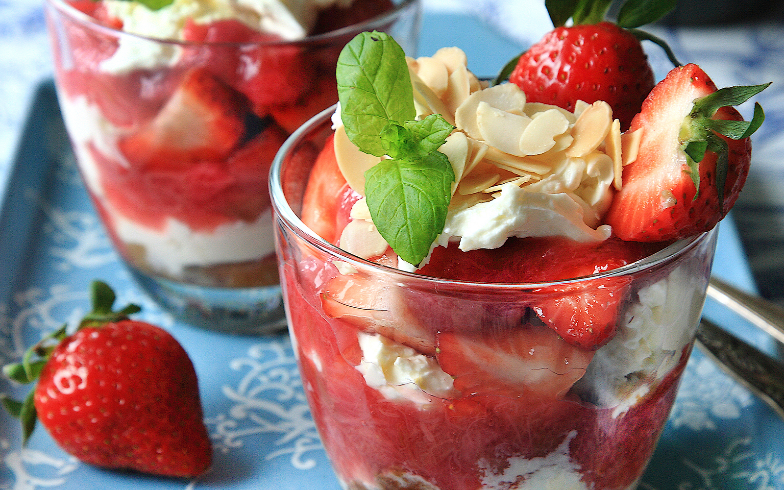 Rabarbertiramisù i glas