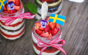 Sommartårta i glas