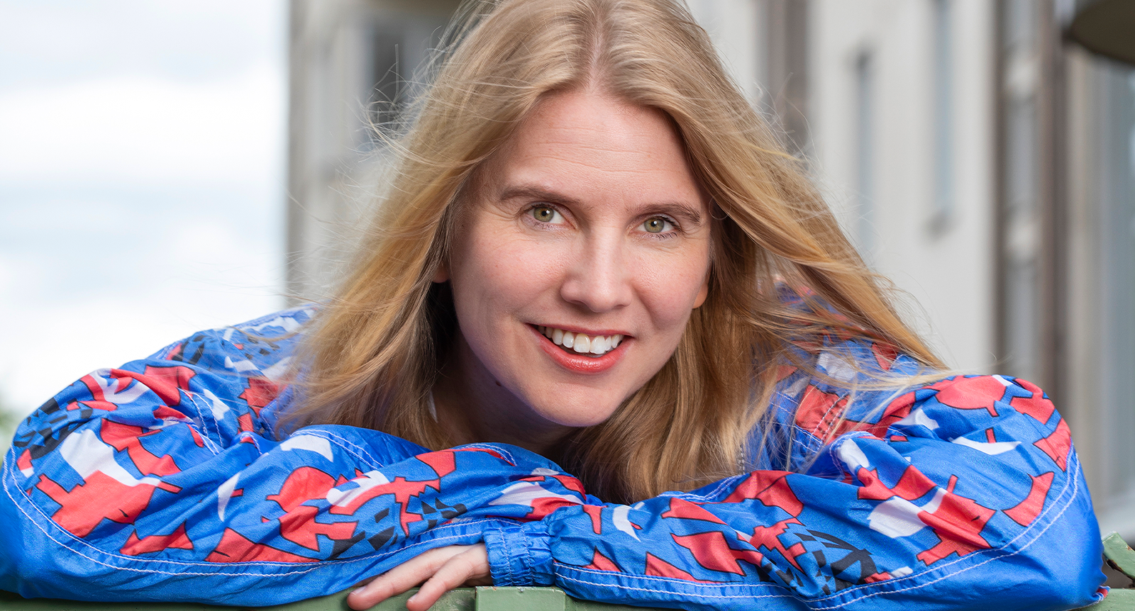 Amanda Romare skrev en roman om alla killar som dumpat henne: ”Plötsligt har jag någon som vill vara med mig”