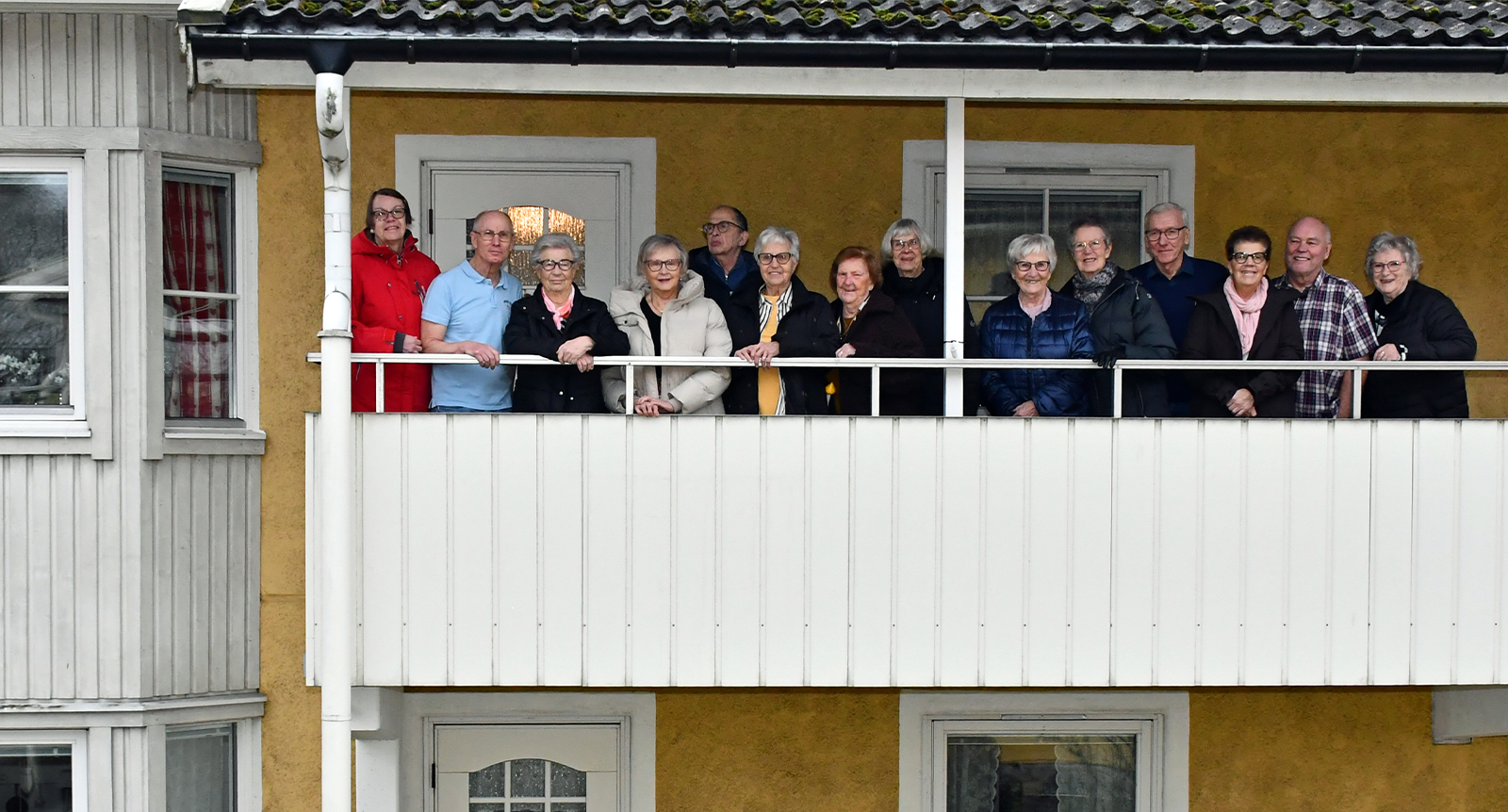 Seniorerna fixade eget trygghetsboende: Vi grannar tar hand om varann