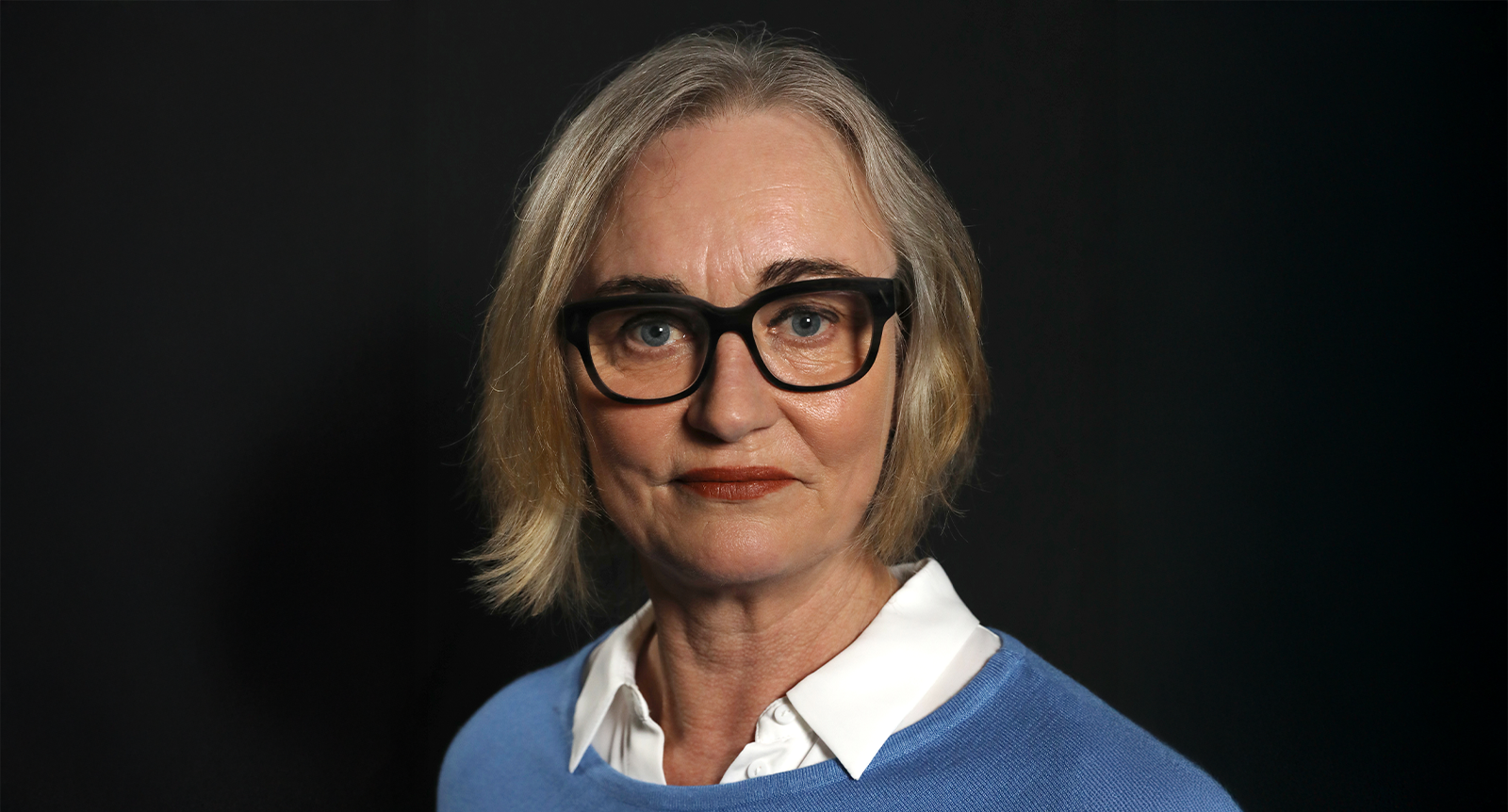Lotte Lundgren gick från journalistik till vård av dementa: ”Tack gode Gud att jag blev utan jobb”