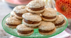 Mandelmaränger med smörkräm