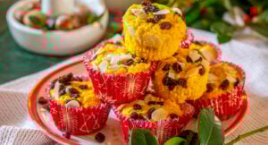 Saffransmuffins med mandelmassa