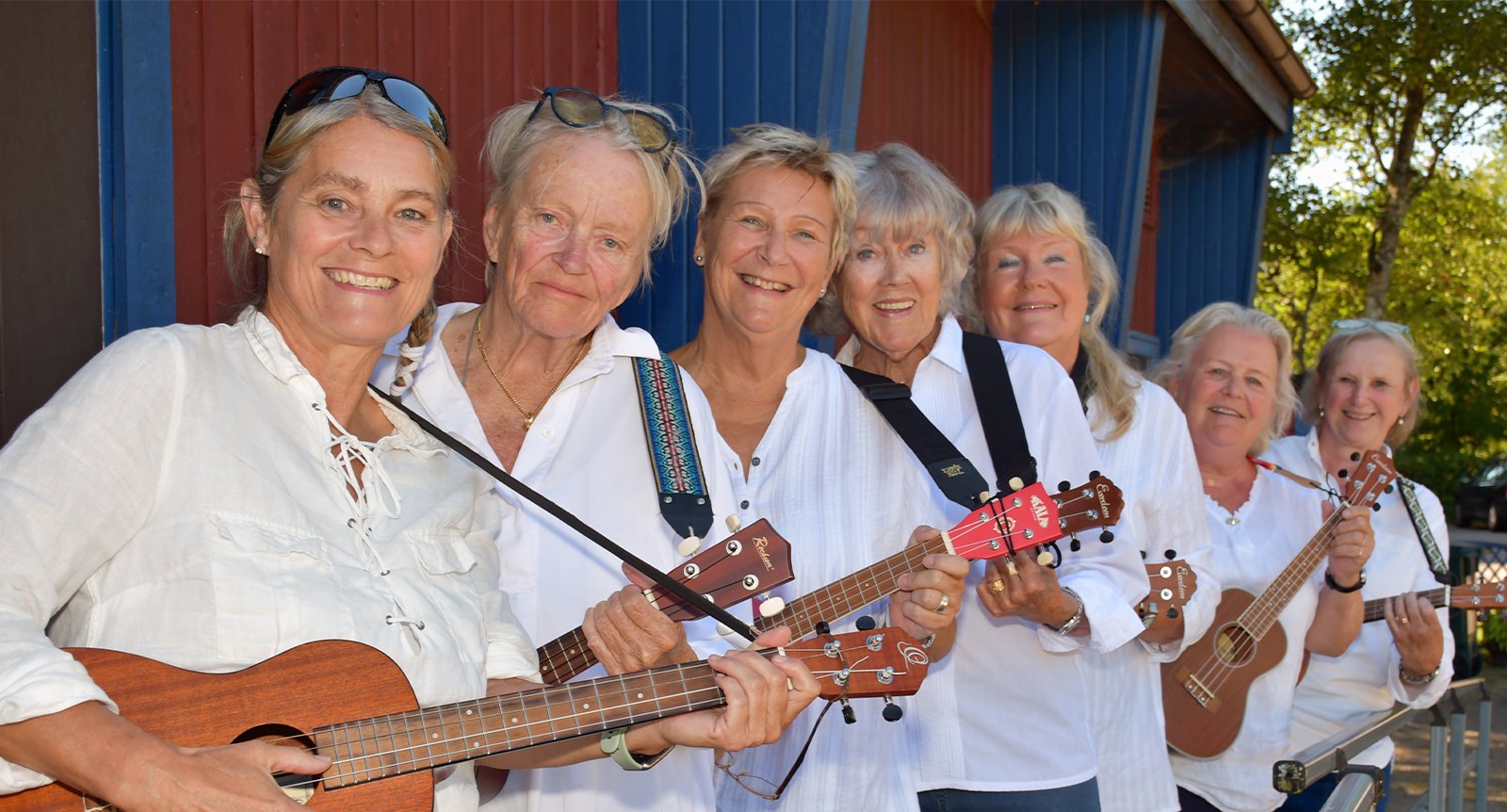 Snäckorna spelar och sjunger ihop: ”Med ukulele blir det alltid glad musik!”