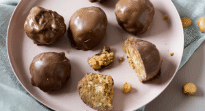 Snickerskulor med jordnötter