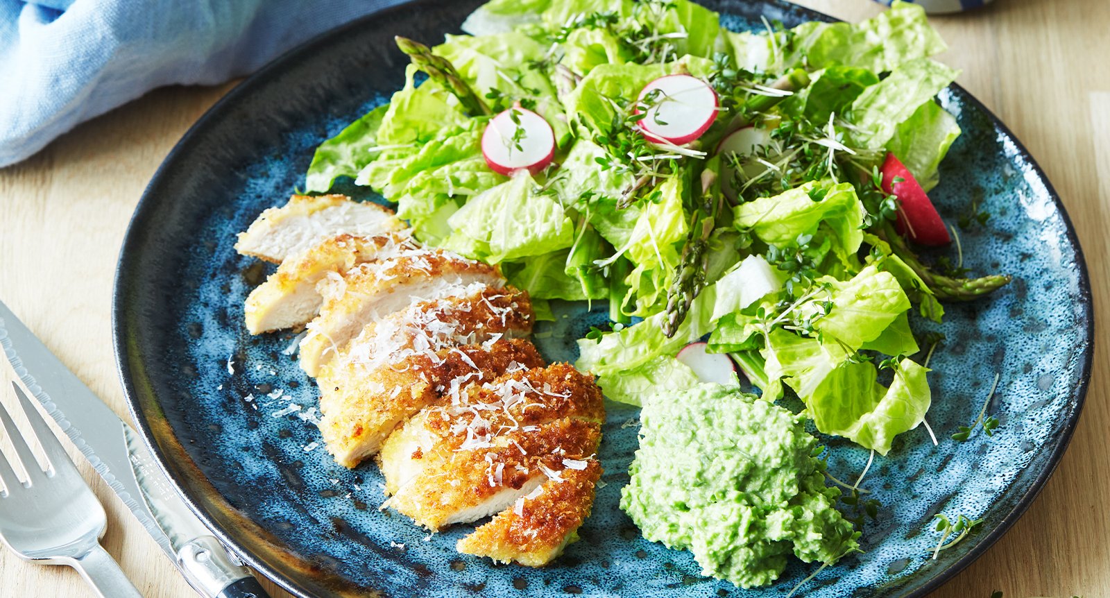 Krispig kyckling med ärtpuré