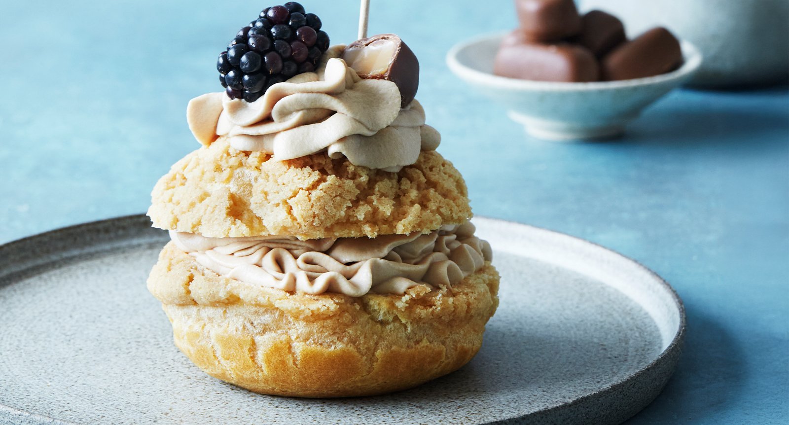 Franska bakelser med dumlegrädde