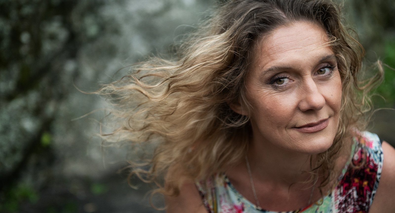 Kataryna Kisten är skådespelare i Sverige och Ukraina: ”Man behöver skämta mellan explosionerna”