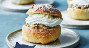 Semlor med kanel och mandel