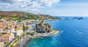 Långresor poppis bland pensionärer: ”Skönt att slippa mörkret och halkan”