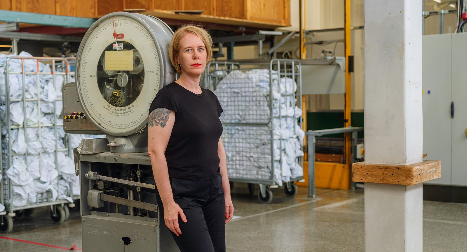 Lena Sohl har skrivit om en osynlig arbetarklass: ”De kallades nedlåtande för tvättkärringar”